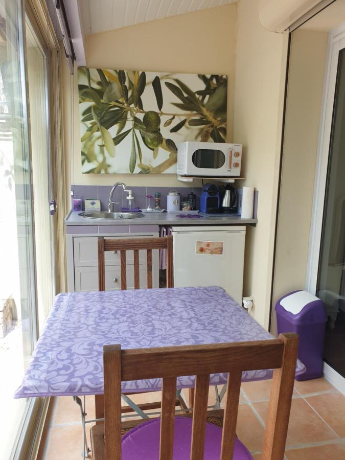 Pause Couleur Lavandula Roussas 外观 照片
